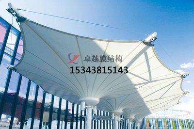 為什么膜結構建筑以“白”為美